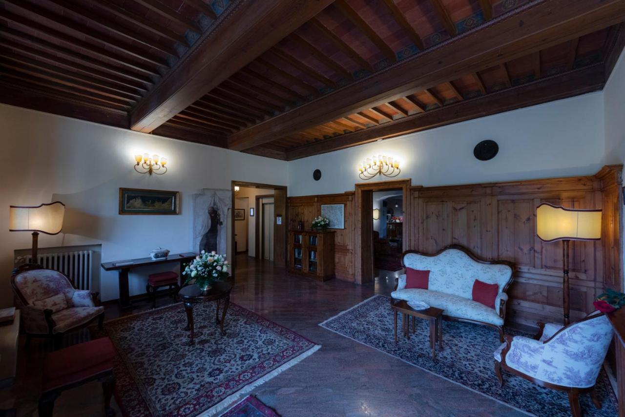 Hotel Scacciapensieri Boutique 4*